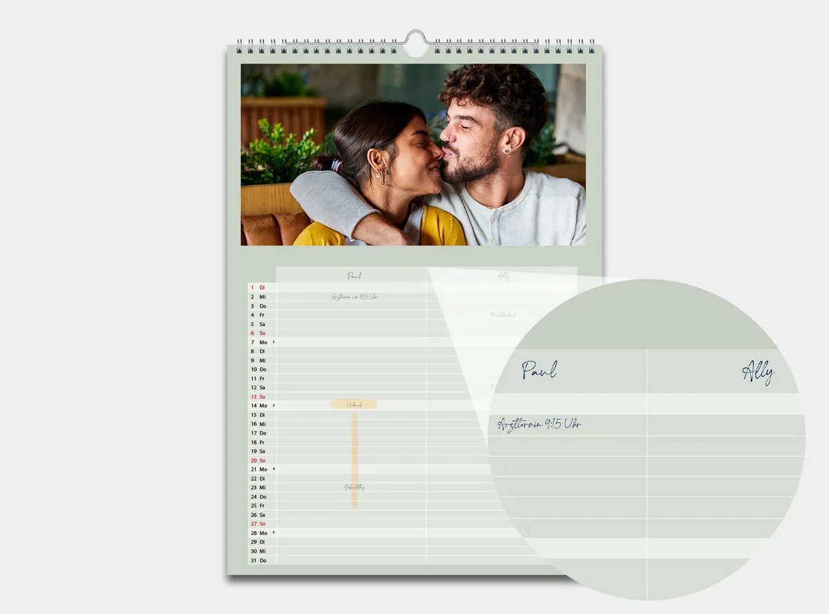 Familienkalender mit mehreren Spalten und einem persönlichem Foto